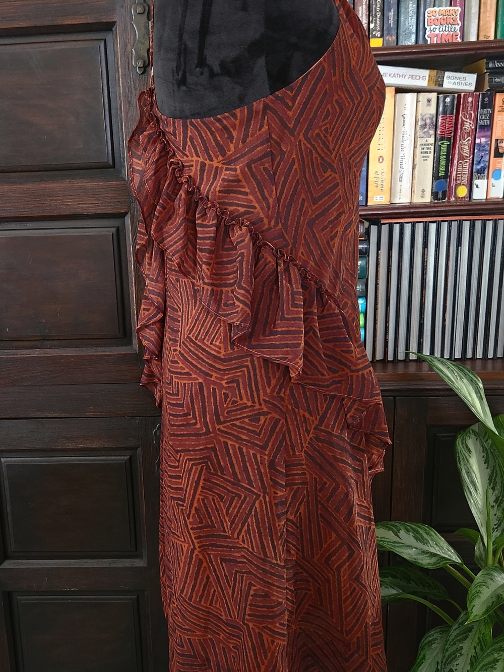 Moda International Rust Geometric Ruffle Slip Dress - Picture 4 of 8